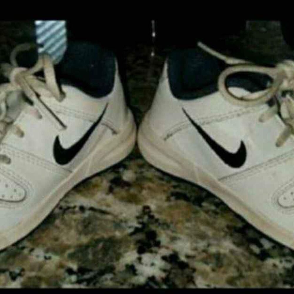 Child's Nike Shoe - White/Blue Swoosh - Size 5C